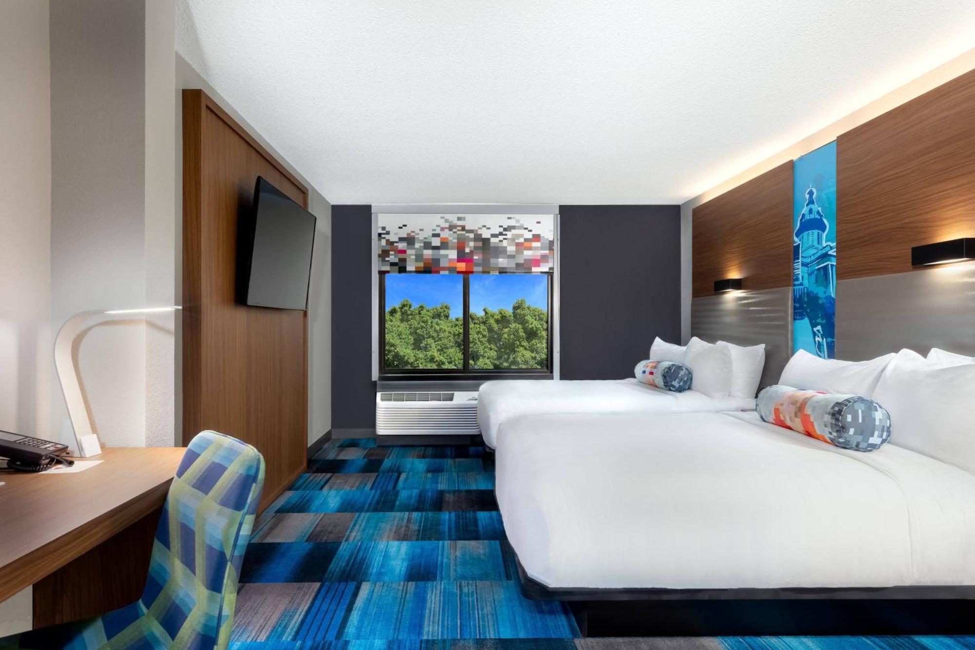 Hotel Aloft Harbison 3*