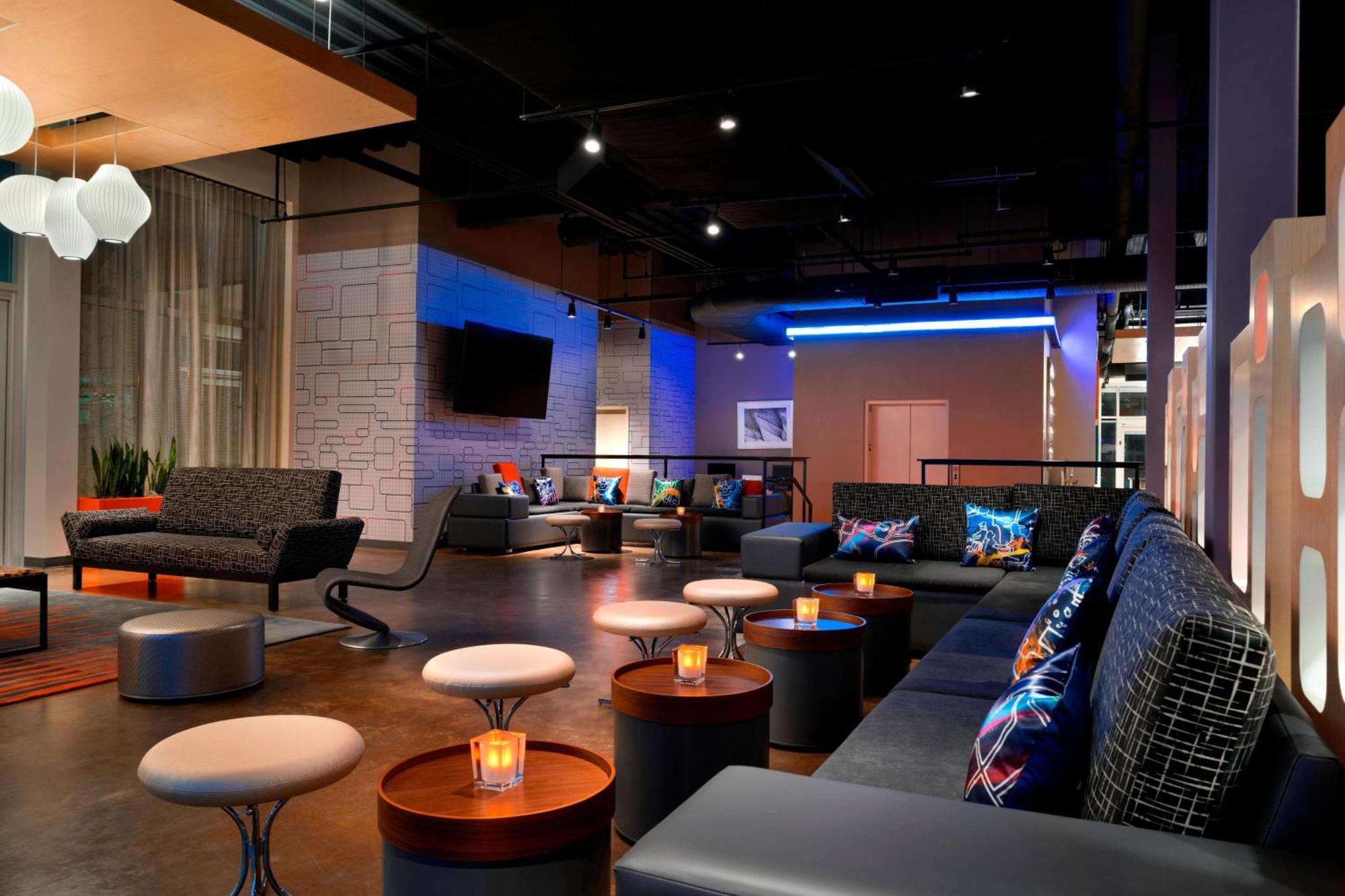 Aloft Downtown Hotel