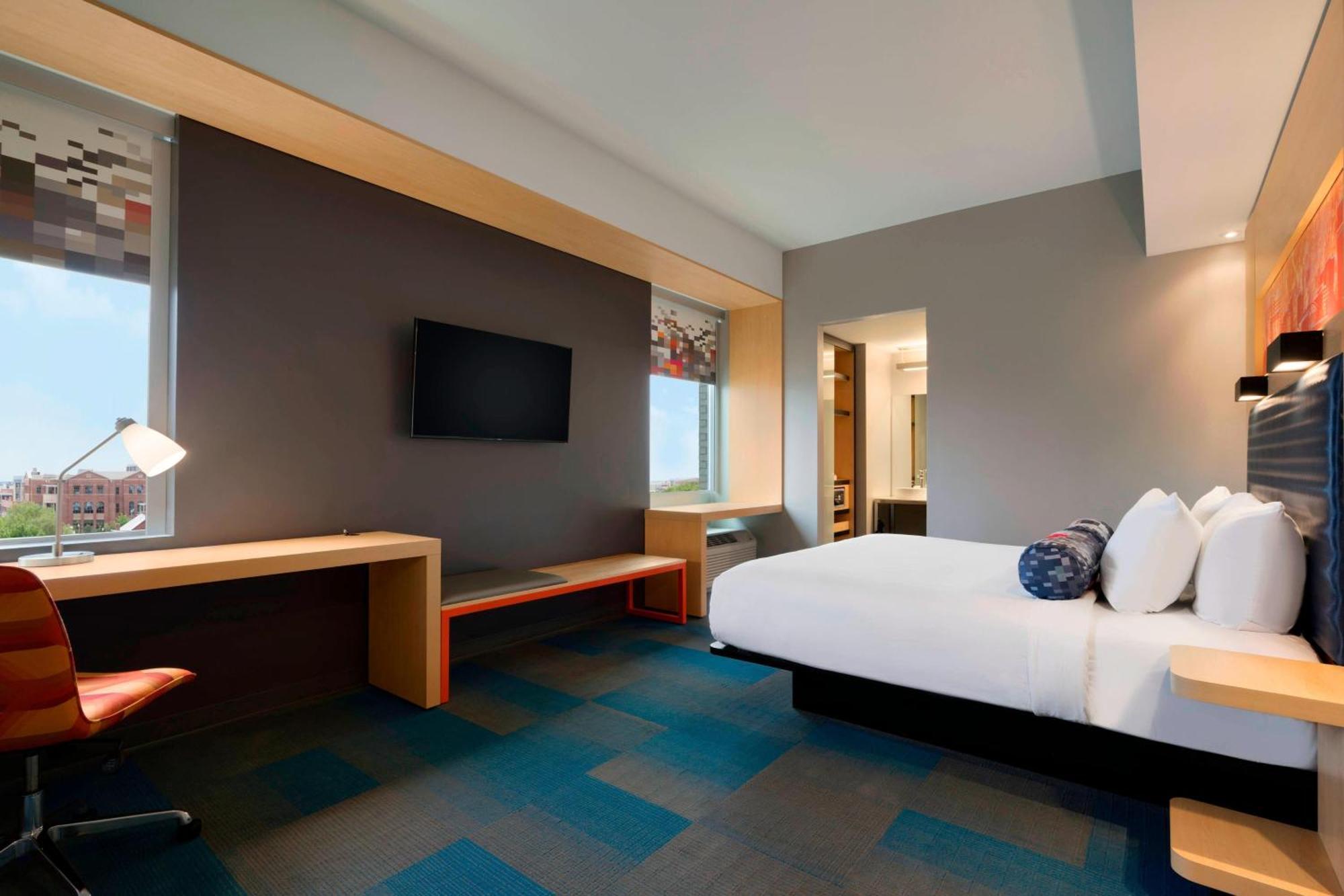 Hotel Aloft Downtown Columbia