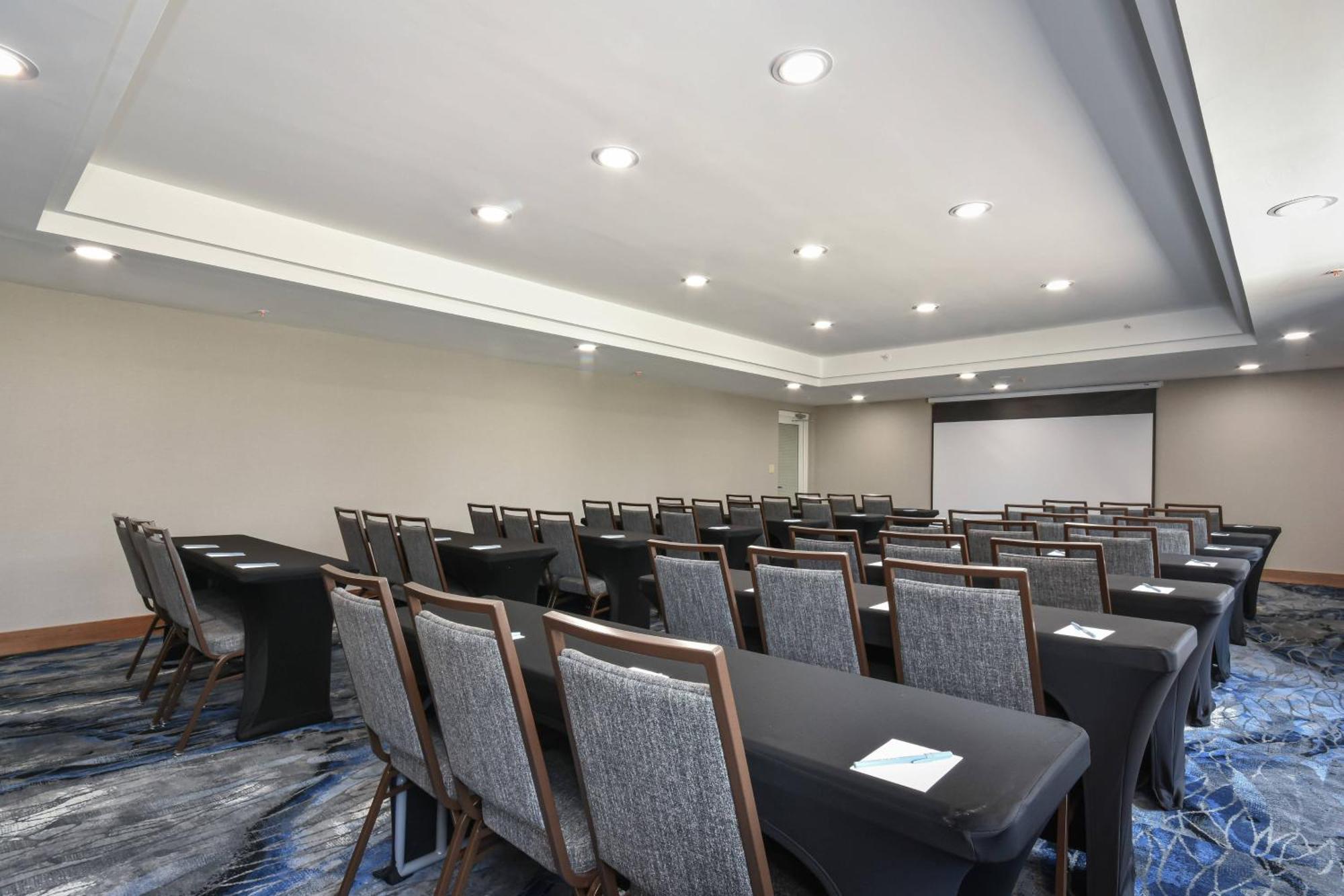 Fairfield By Marriott & Harbison Columbia