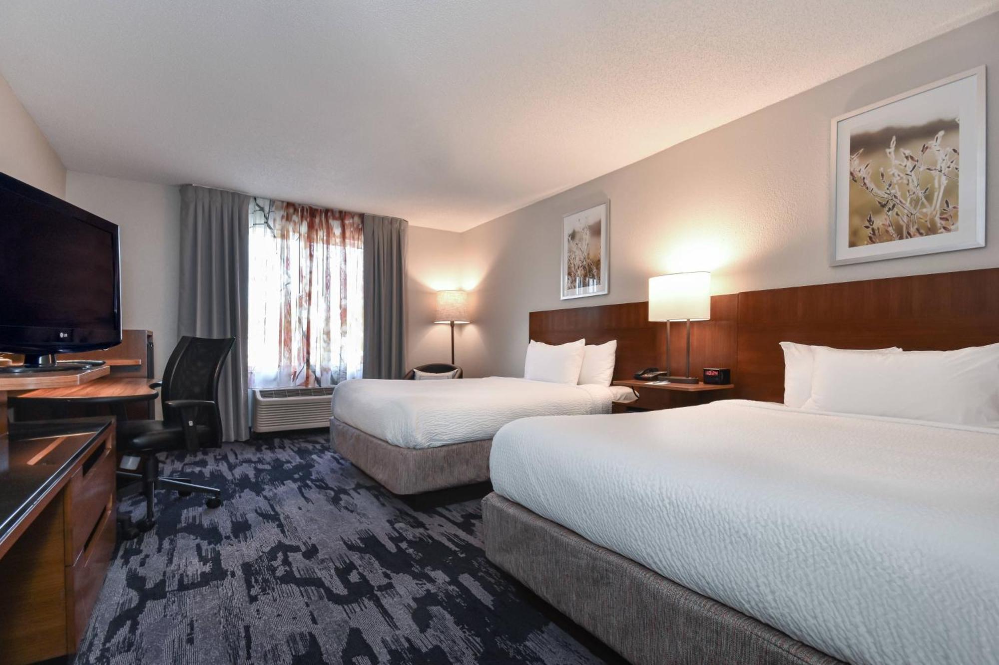 Fairfield By Marriott & Harbison 3*