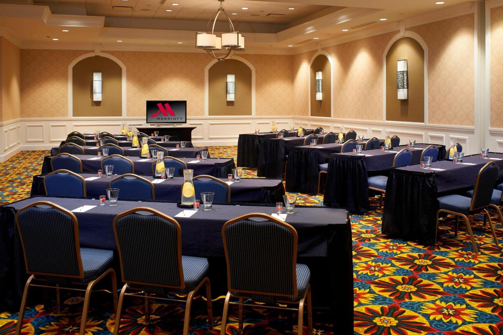 Marriott Hotel 3*