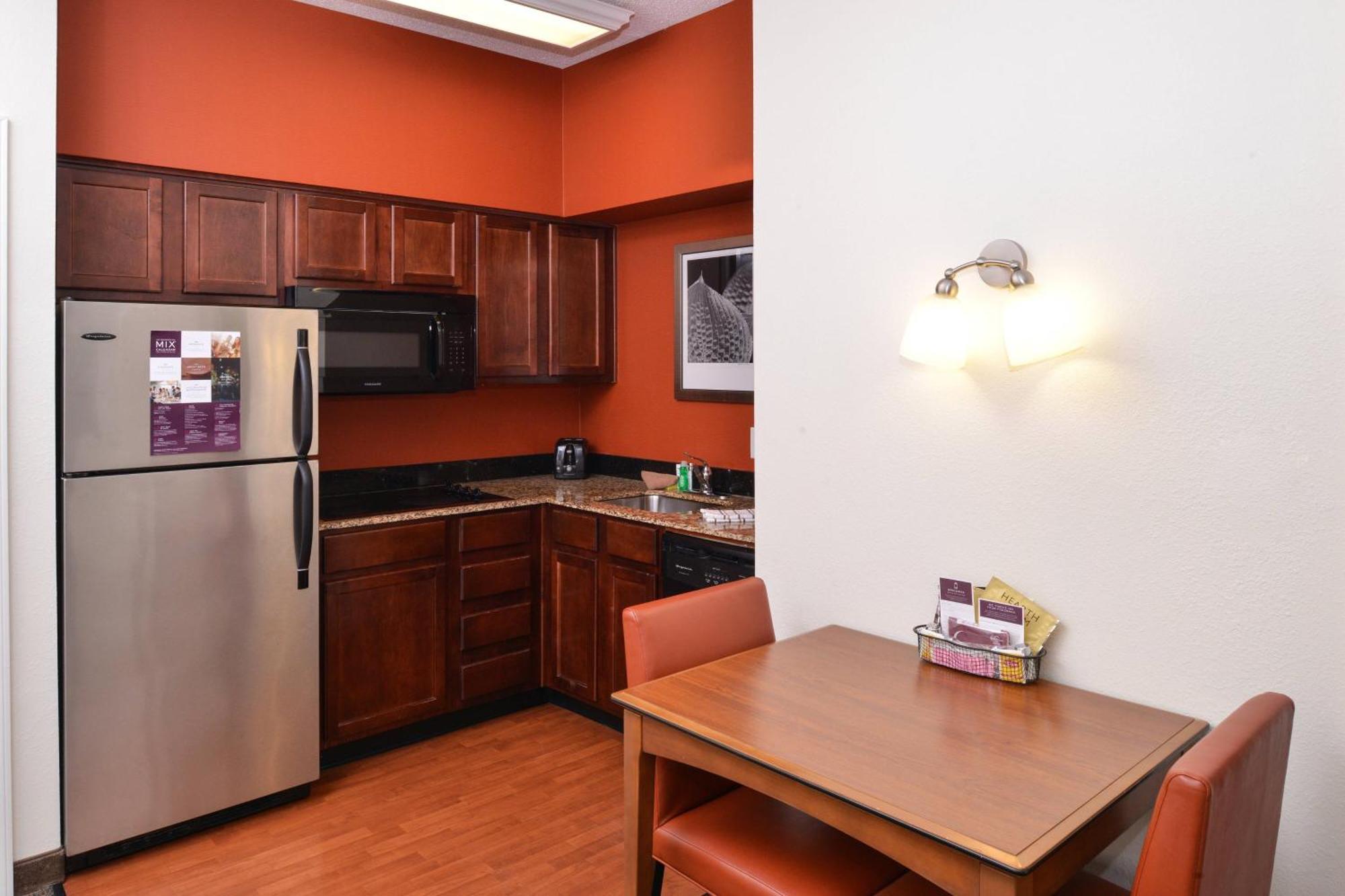 Hotel Northeast/fort Jackson Area 3*