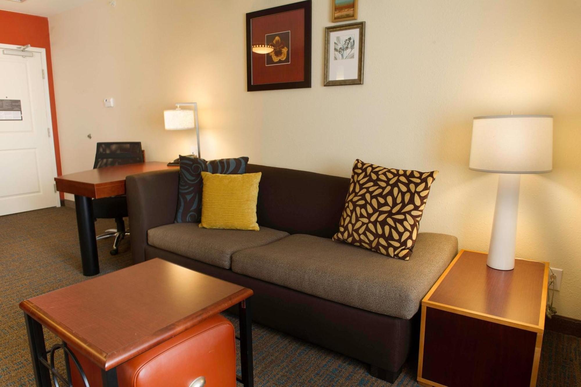 Hotel By Marriott Northwest/harbison