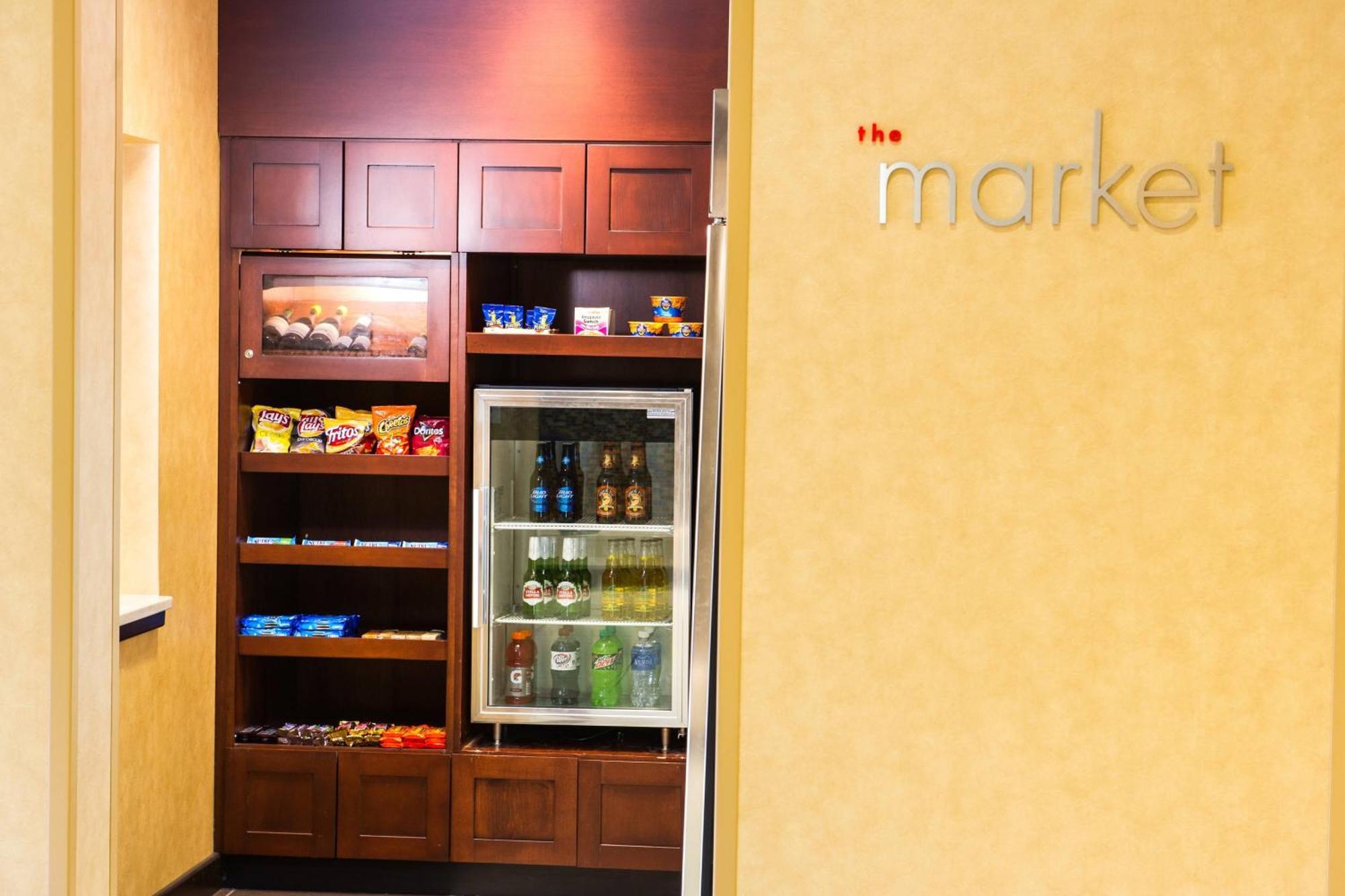 Hotel By Marriott Northwest/harbison Columbia