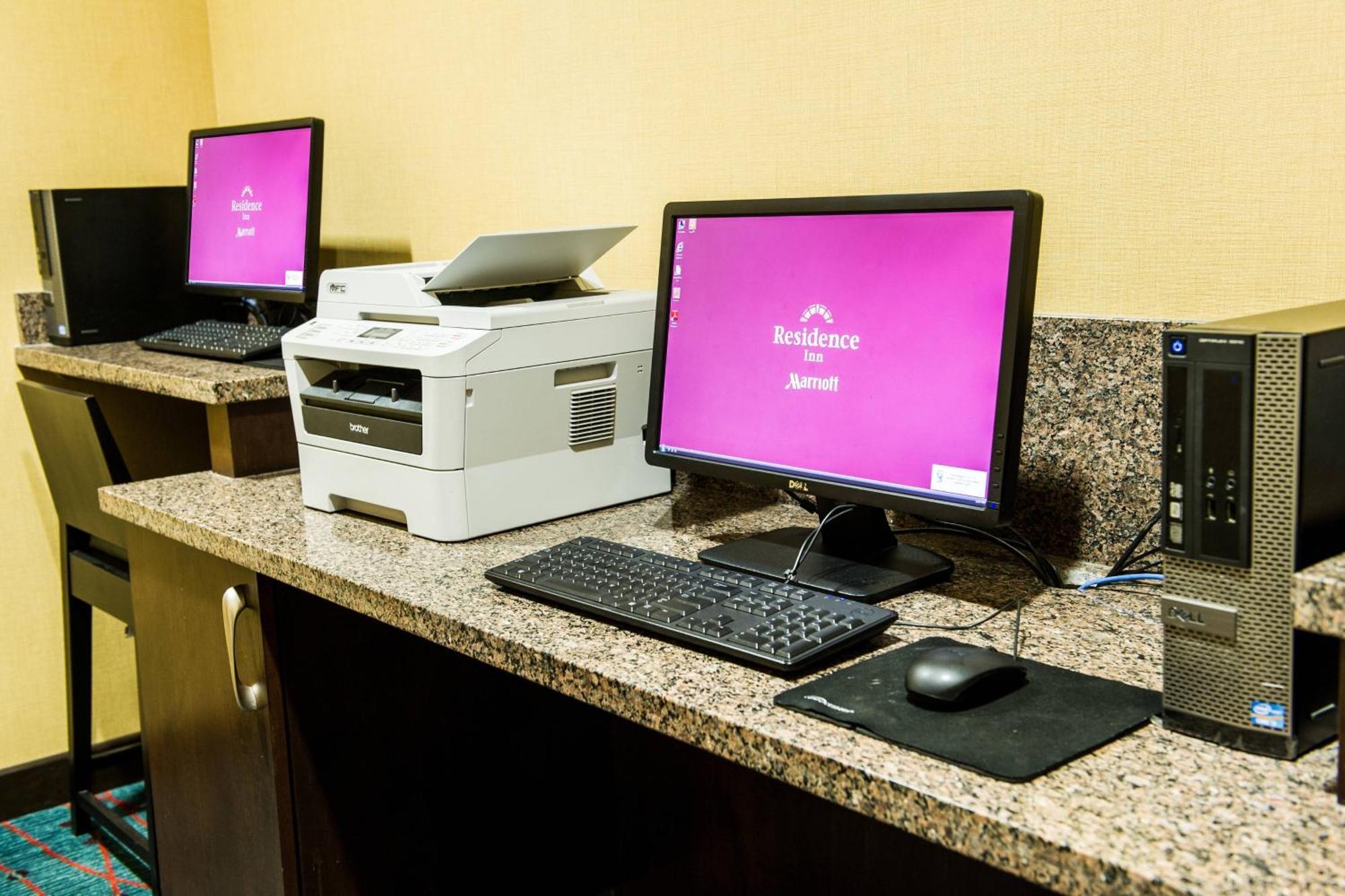 By Marriott Northwest/harbison Hotel Columbia