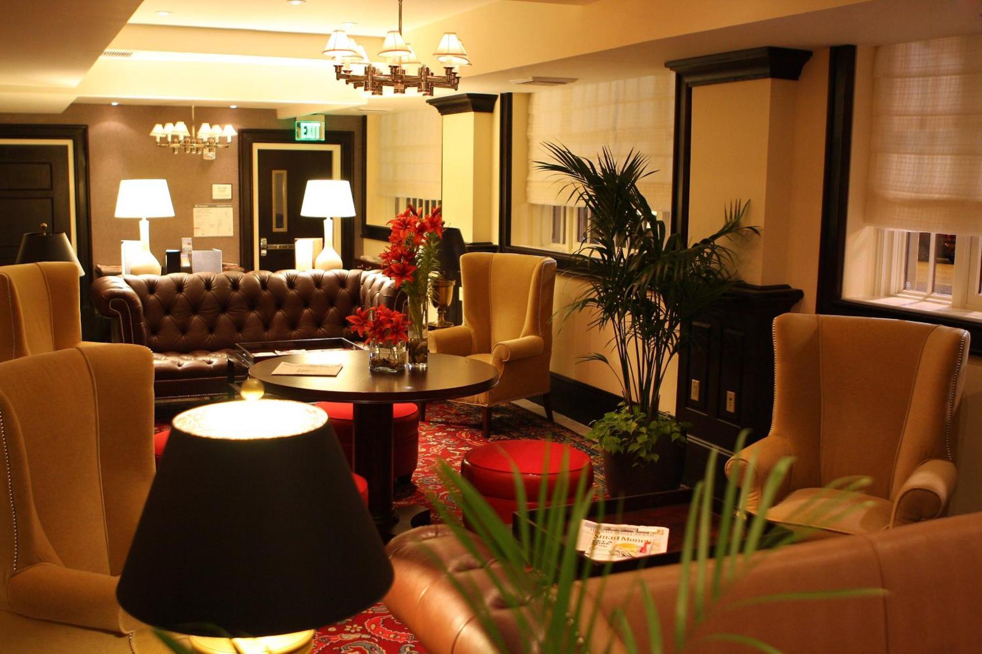 Sheraton Downtown 3*