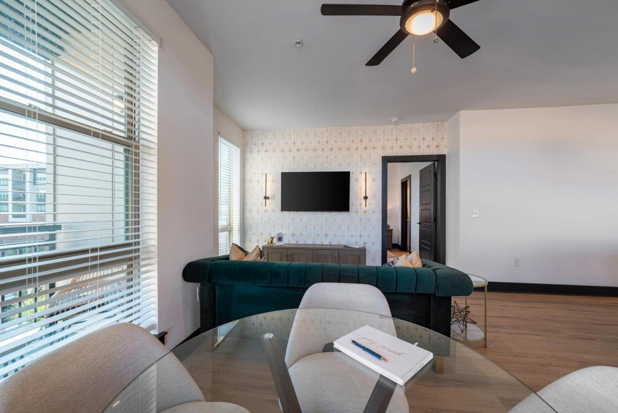 Apartment Step Into Style And Convenience Bennet Living Awaits Columbia
