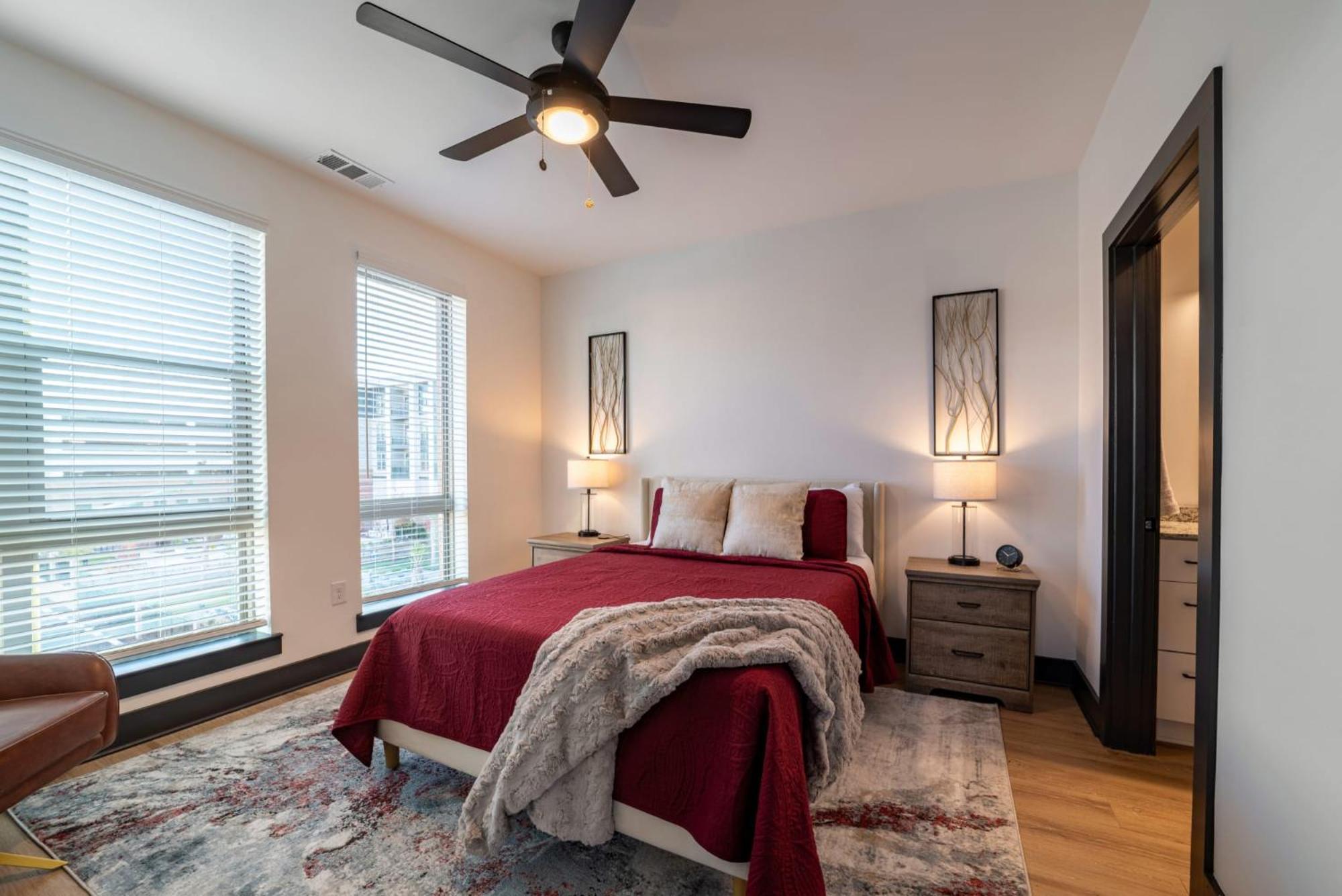 Step Into Style And Convenience Bennet Living Awaits Apartment Columbia