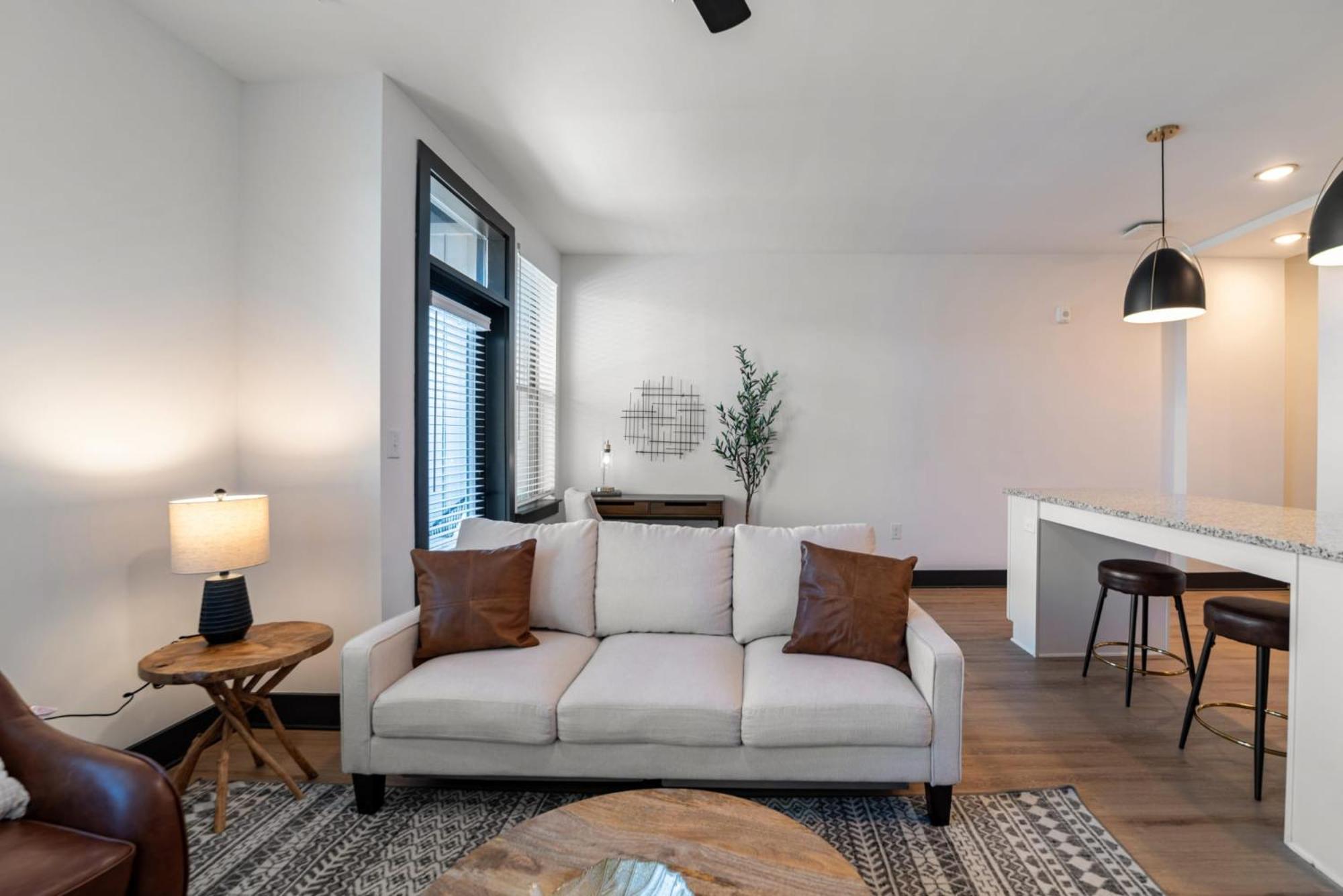 Apartment Step Into Style And Convenience Bennet Living Awaits Columbia