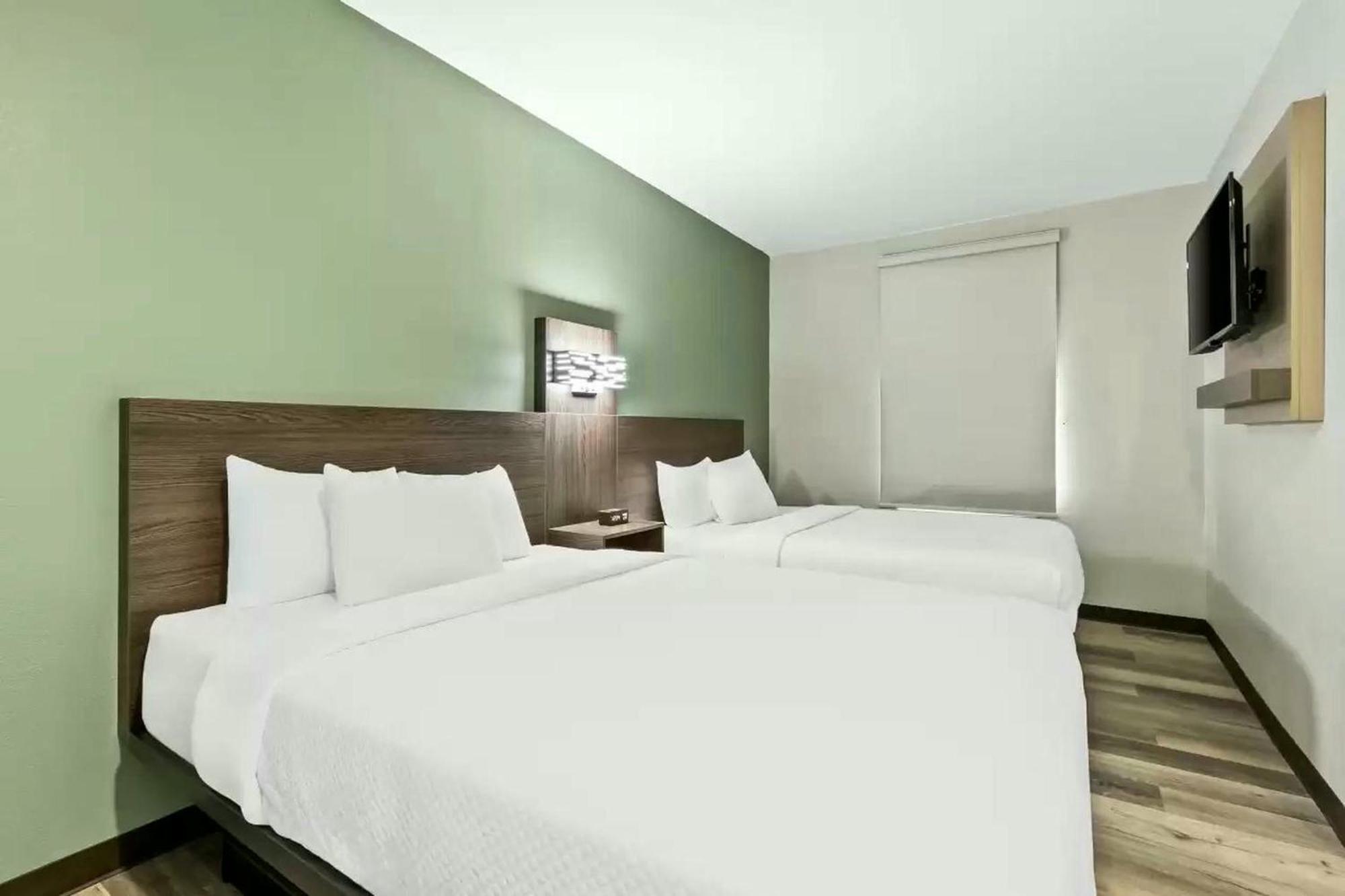Hotel Quality & Harbison