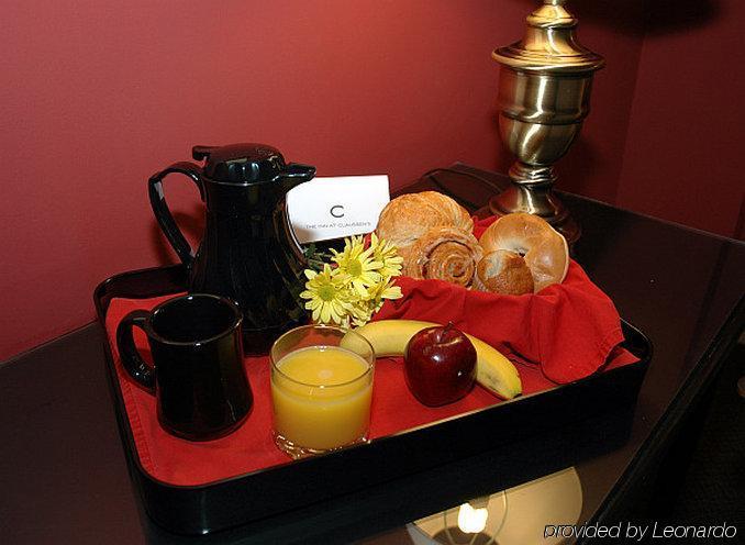 The At Claussens Hotel 3*