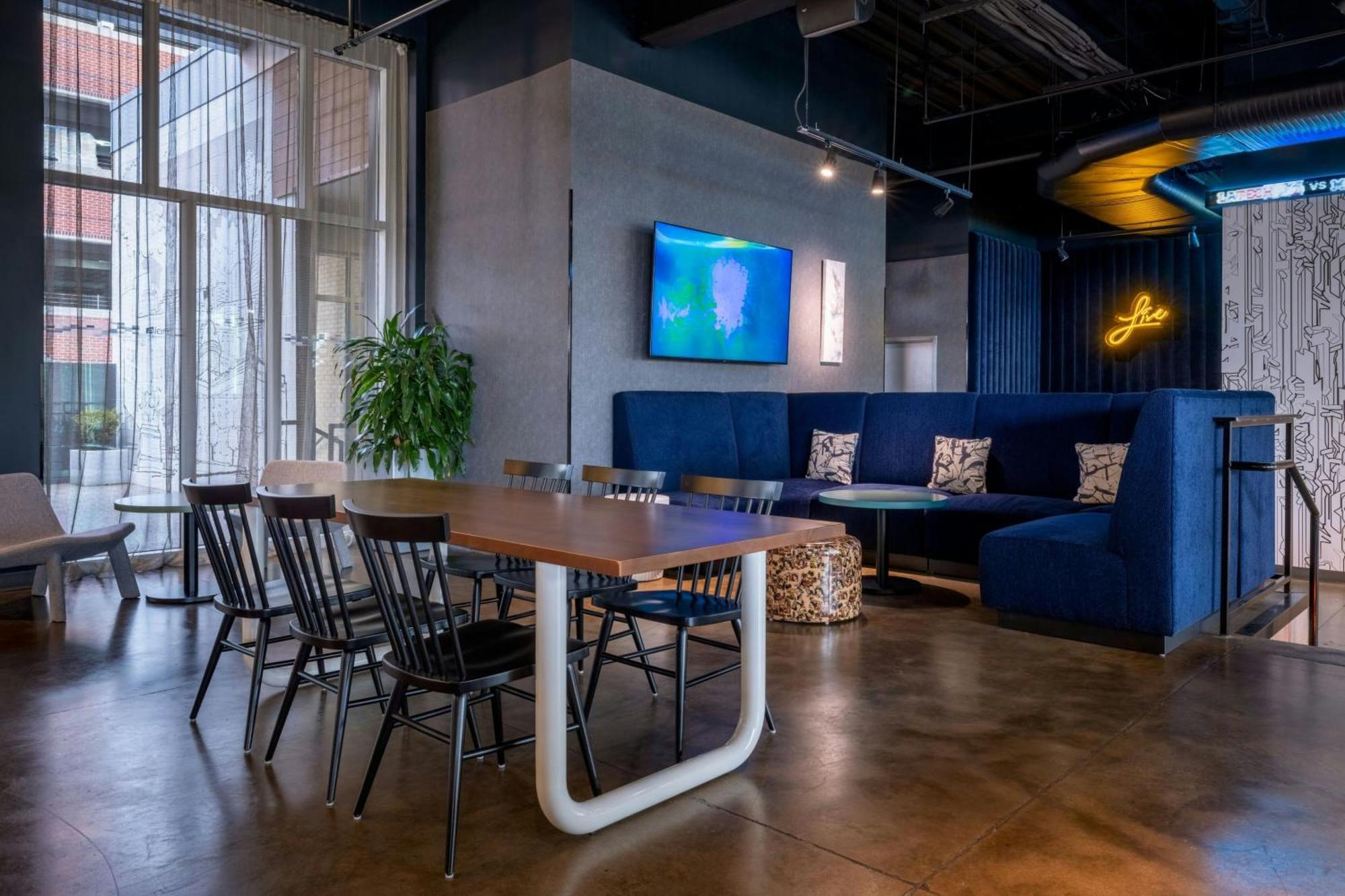 Aloft Downtown Hotel Columbia
