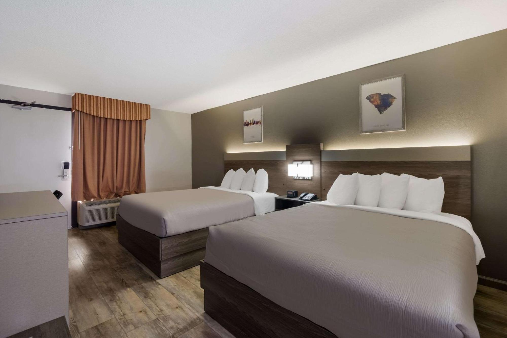 Quality Jackson Inn 3*