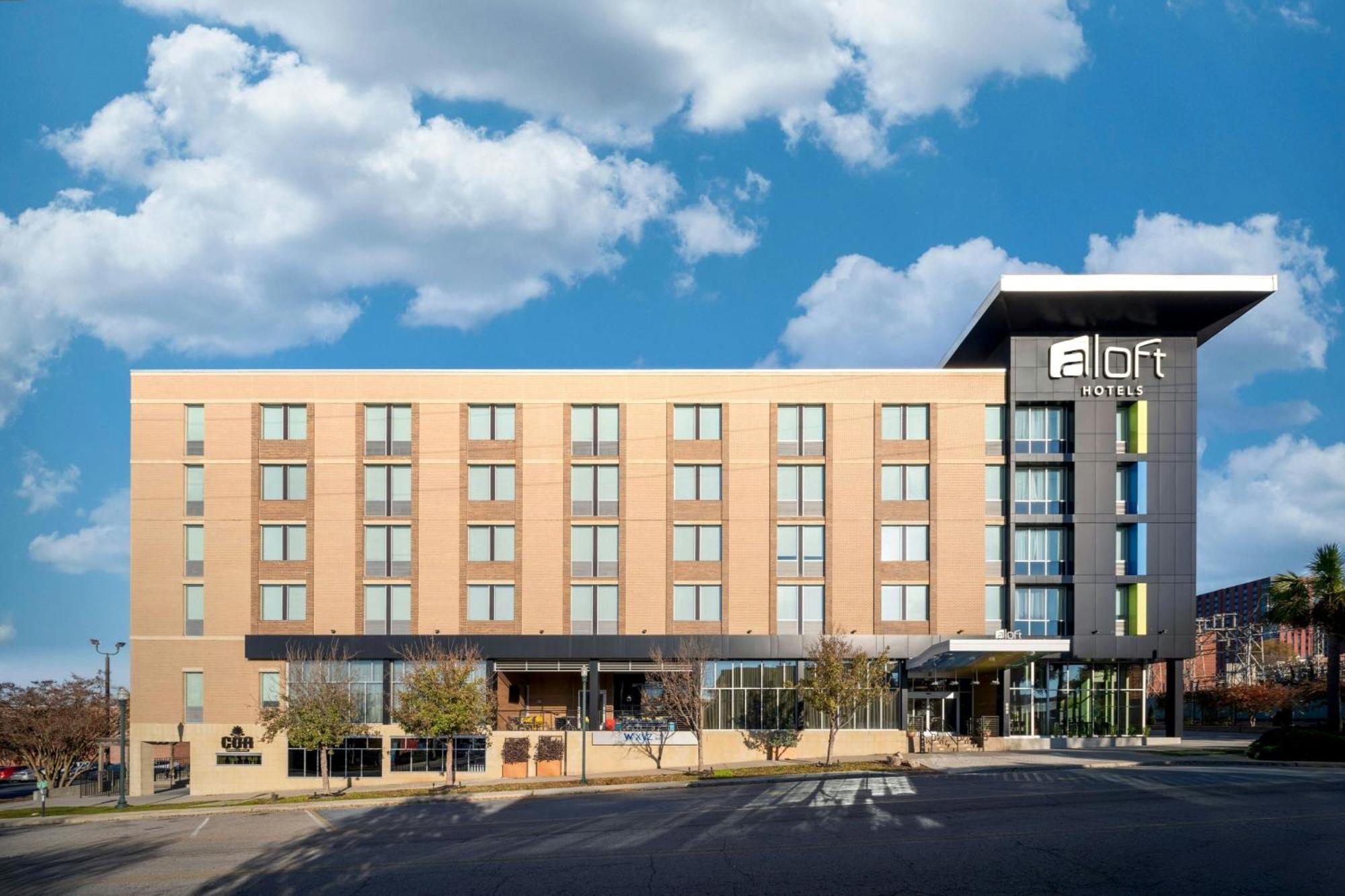Aloft Downtown 3* Columbia