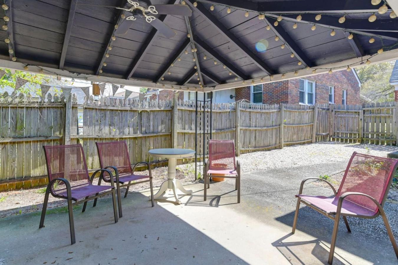Oconee Earlewood Park * Columbia