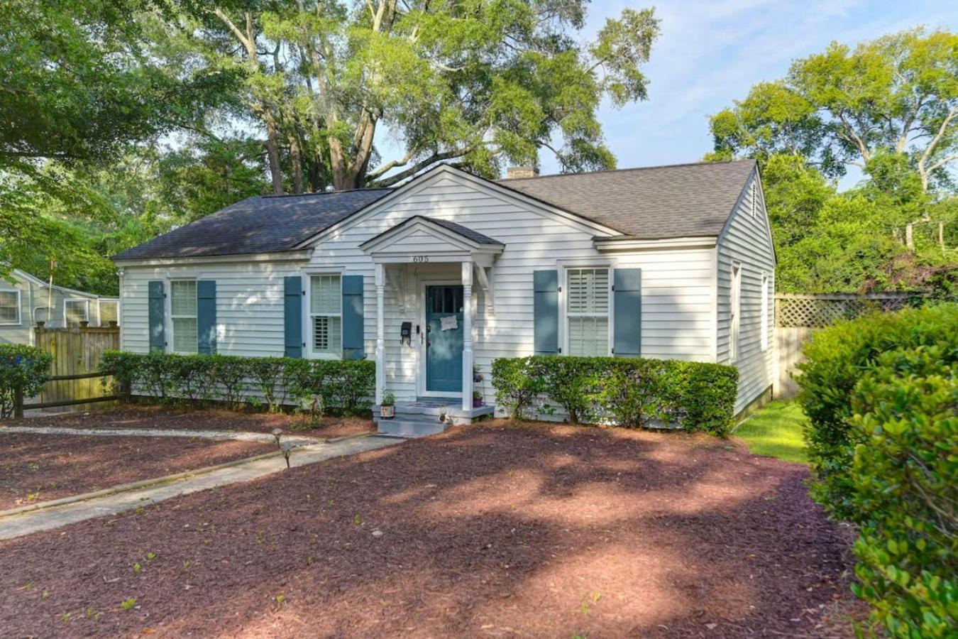 Bonham Burrow Near Ft Jackson * Columbia