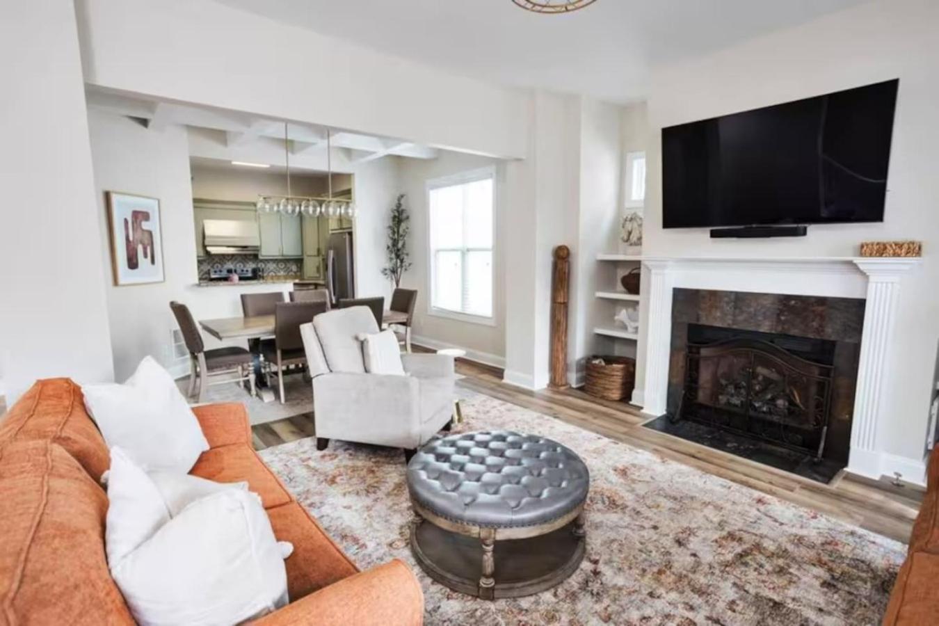 Pink House With Game - 3br * Columbia
