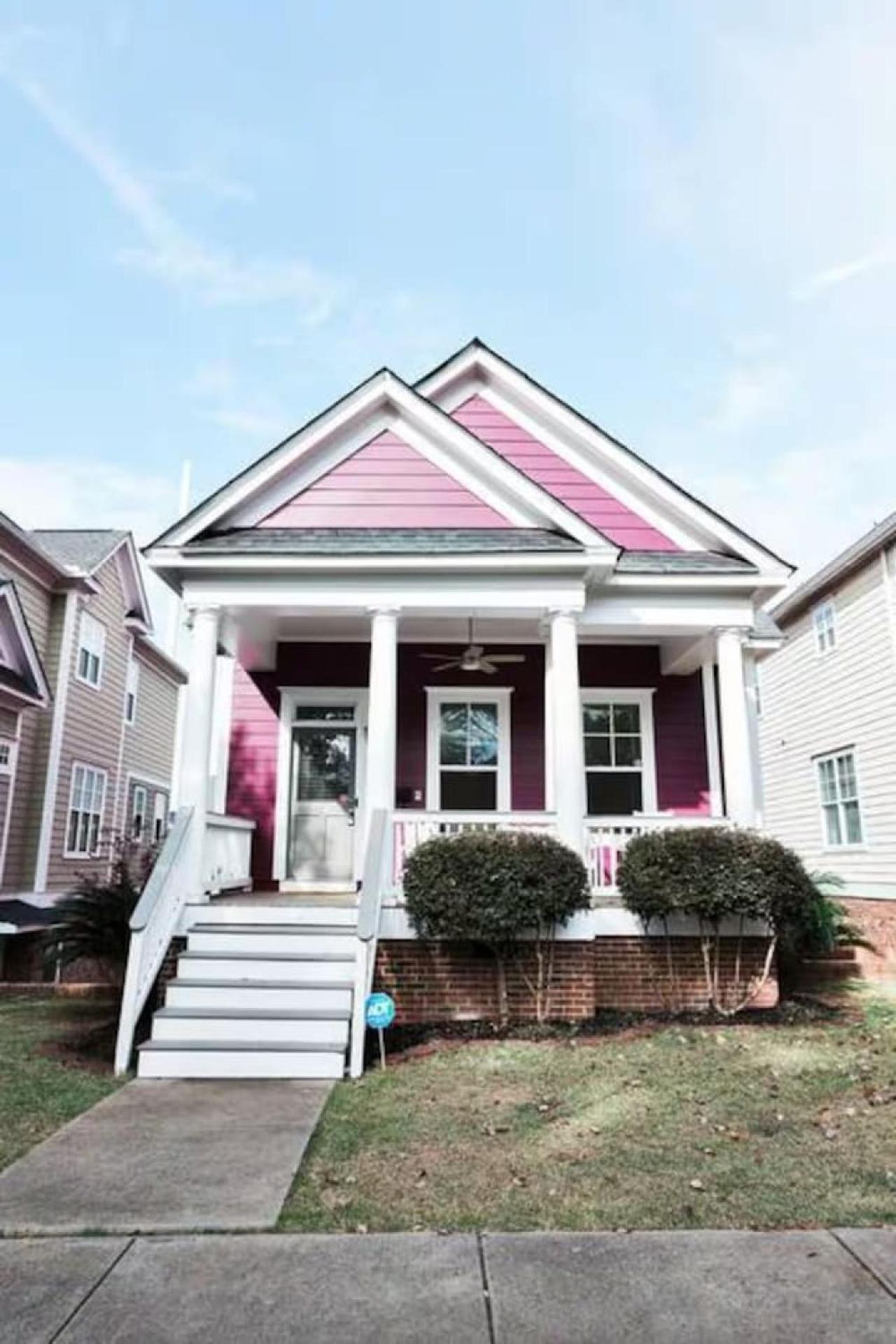 Pink House With Game - 3br Holiday home