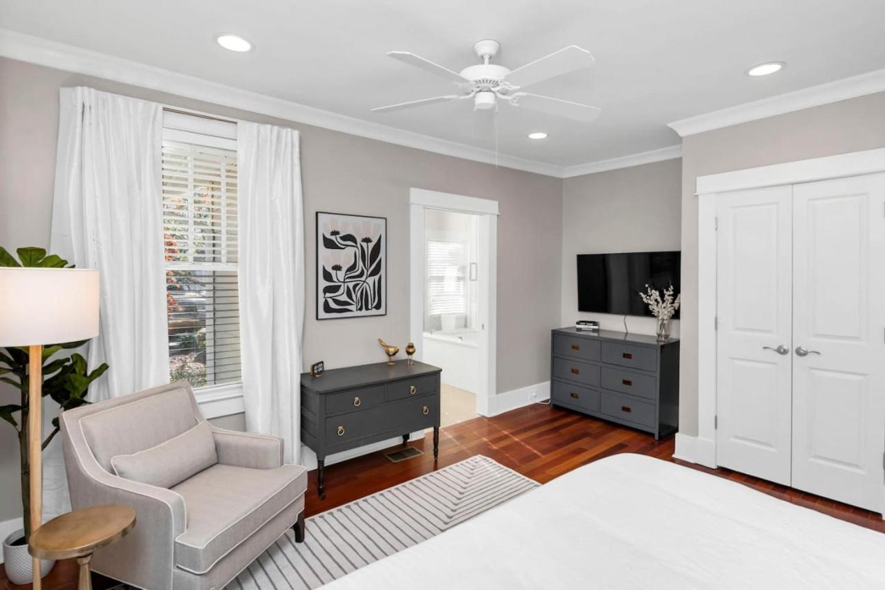 The Wren 2 Bedroom 2.5 Ba Renovated *