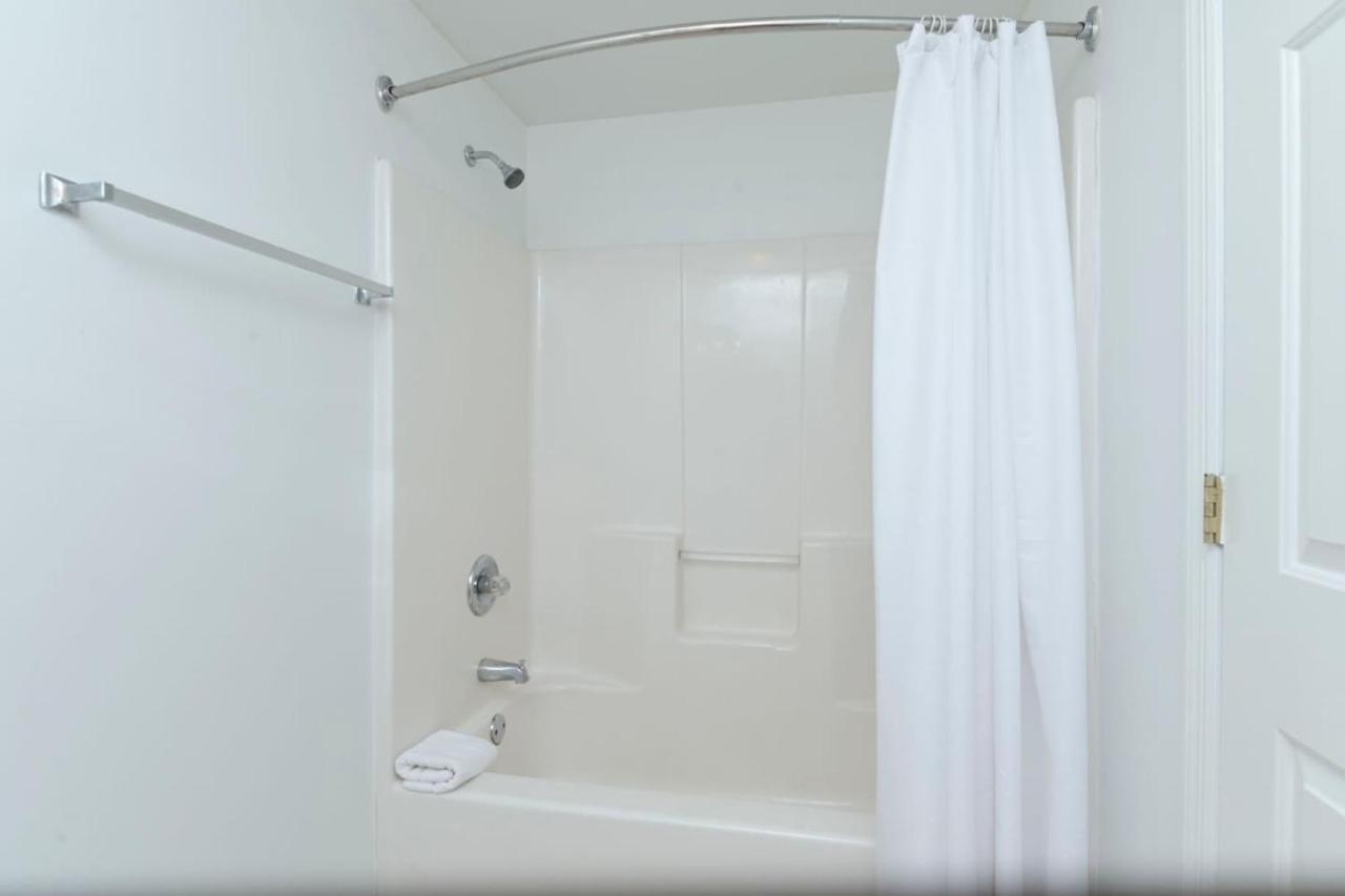 Charleston Charm - 4br, 3ba * Columbia