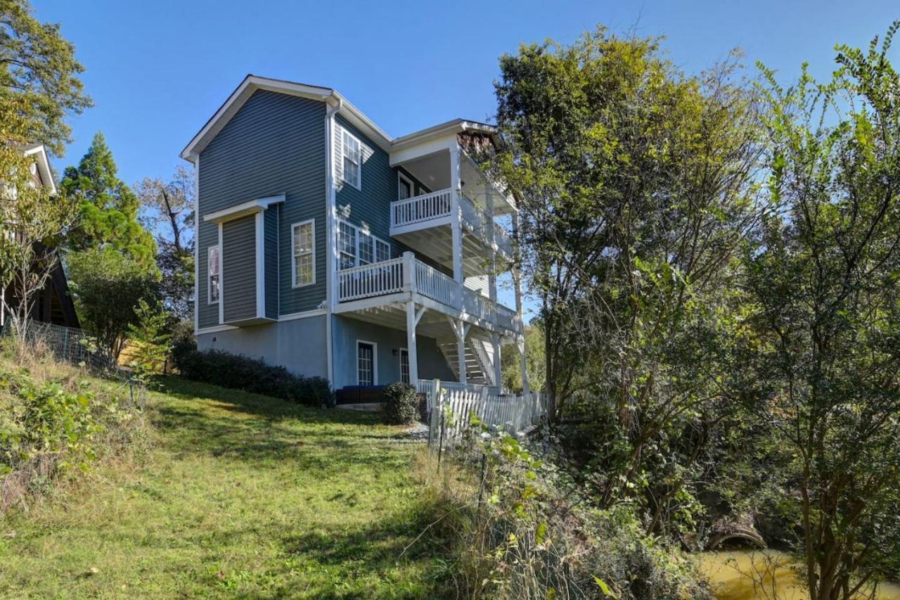 Charleston Charm - 4br, 3ba Columbia