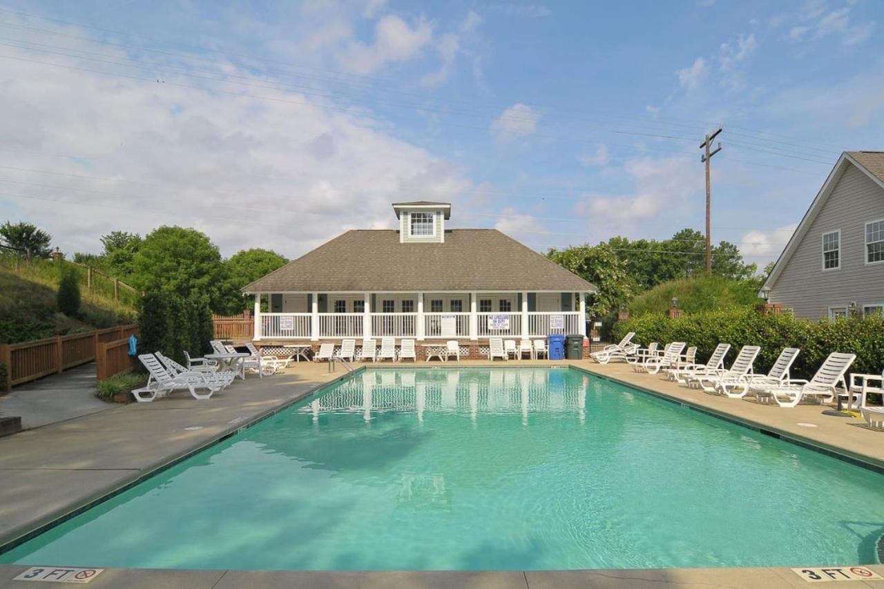 Charleston Charm - 4br, 3ba * Columbia