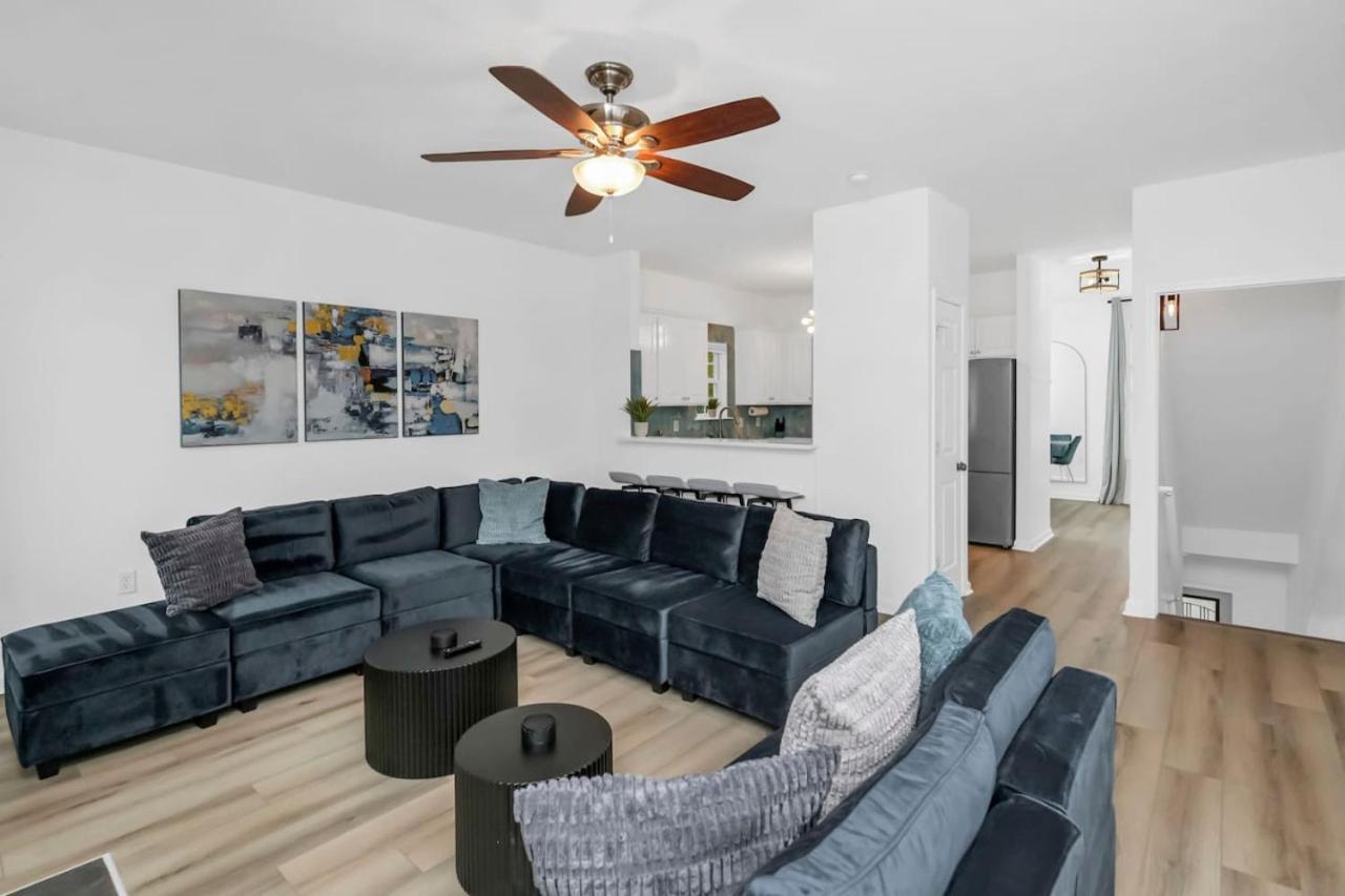 Charleston Charm - 4br, 3ba *