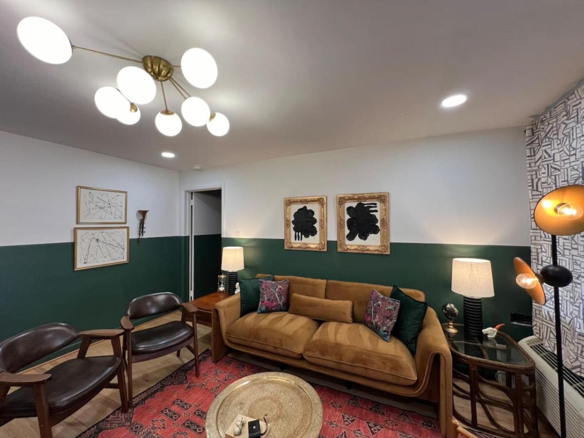 The Scholar With 1 King Apartment Columbia