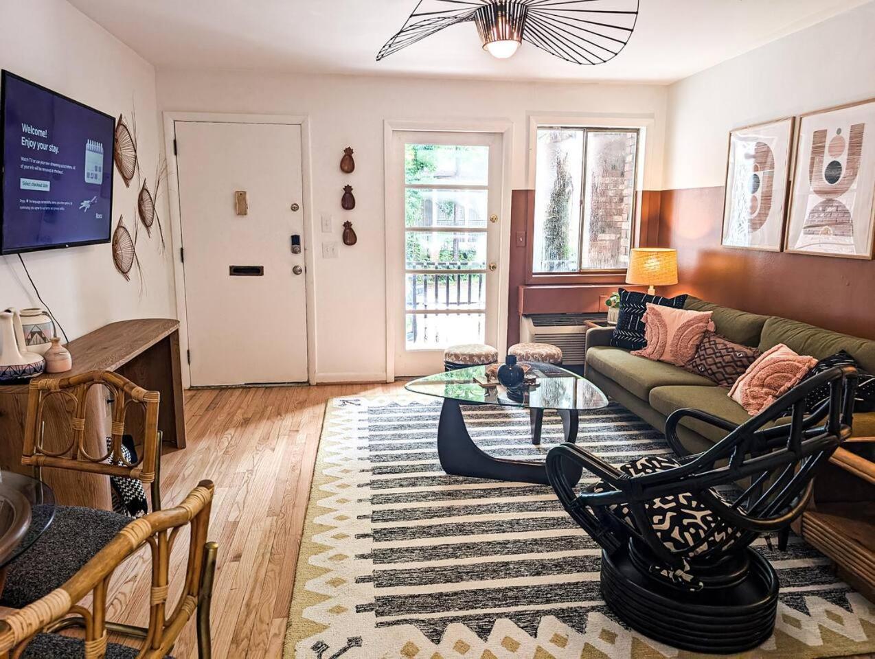 The Tiki 2br 2ba