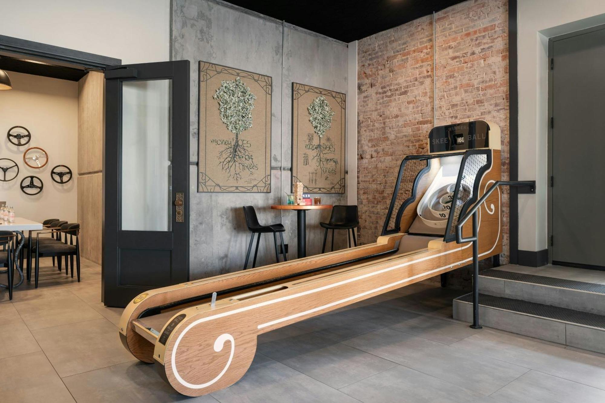 Moxy Downtown Hotel Columbia