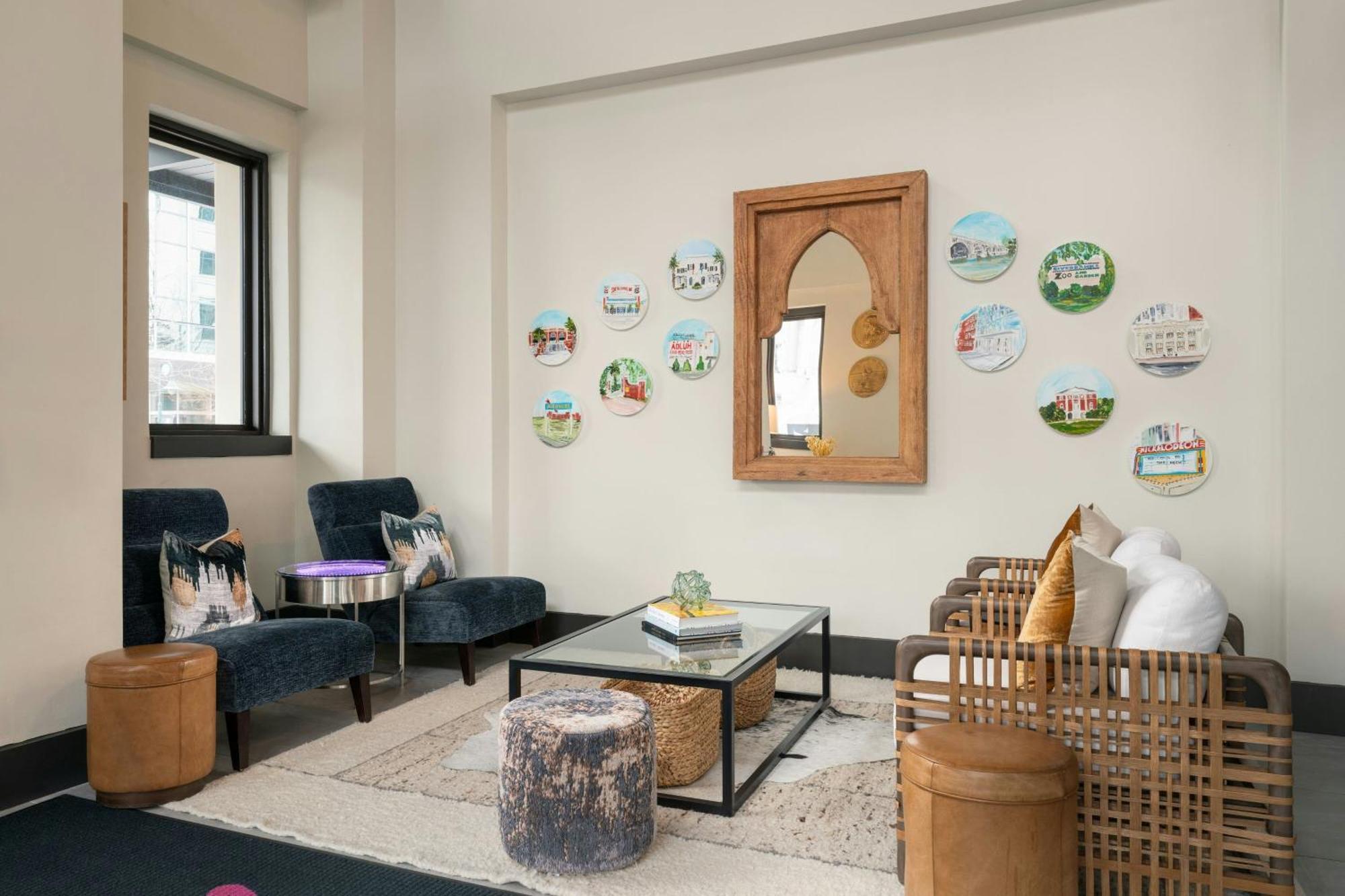 Moxy Downtown Hotel