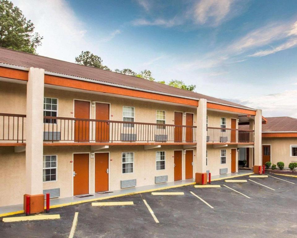 Econo Jackson Hotel
