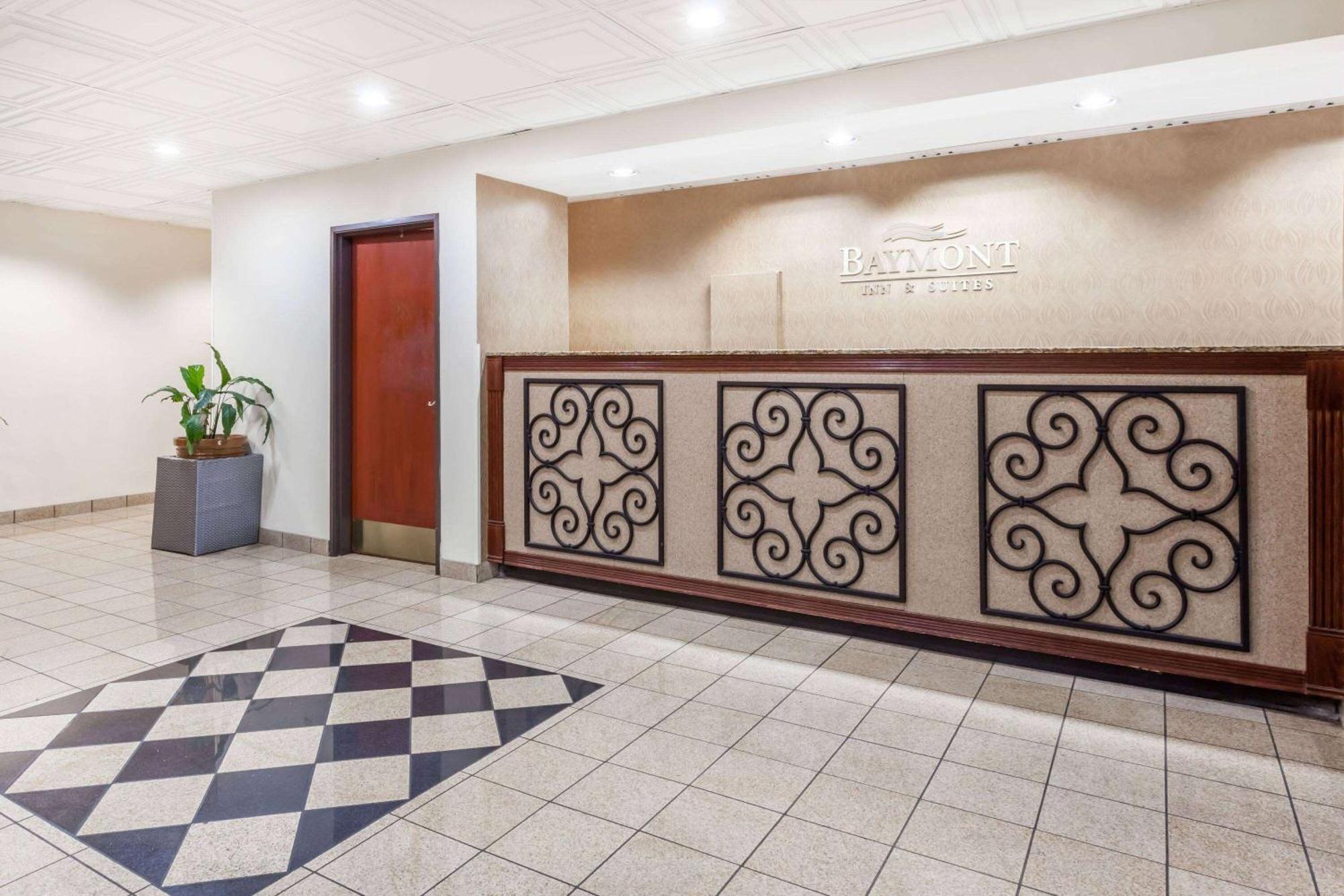 Hotel Baymont By Wyndham Jackson Columbia