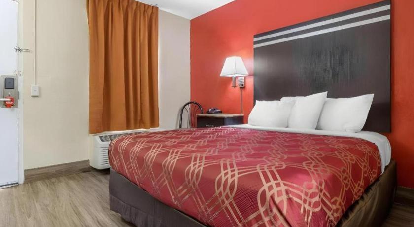Hotel Econo Jackson