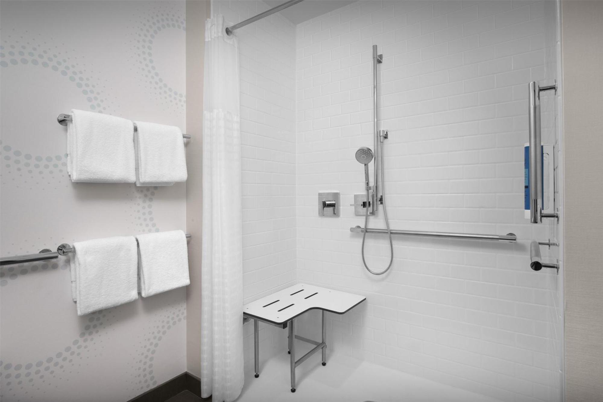 Tru By Hilton Downtown 3*