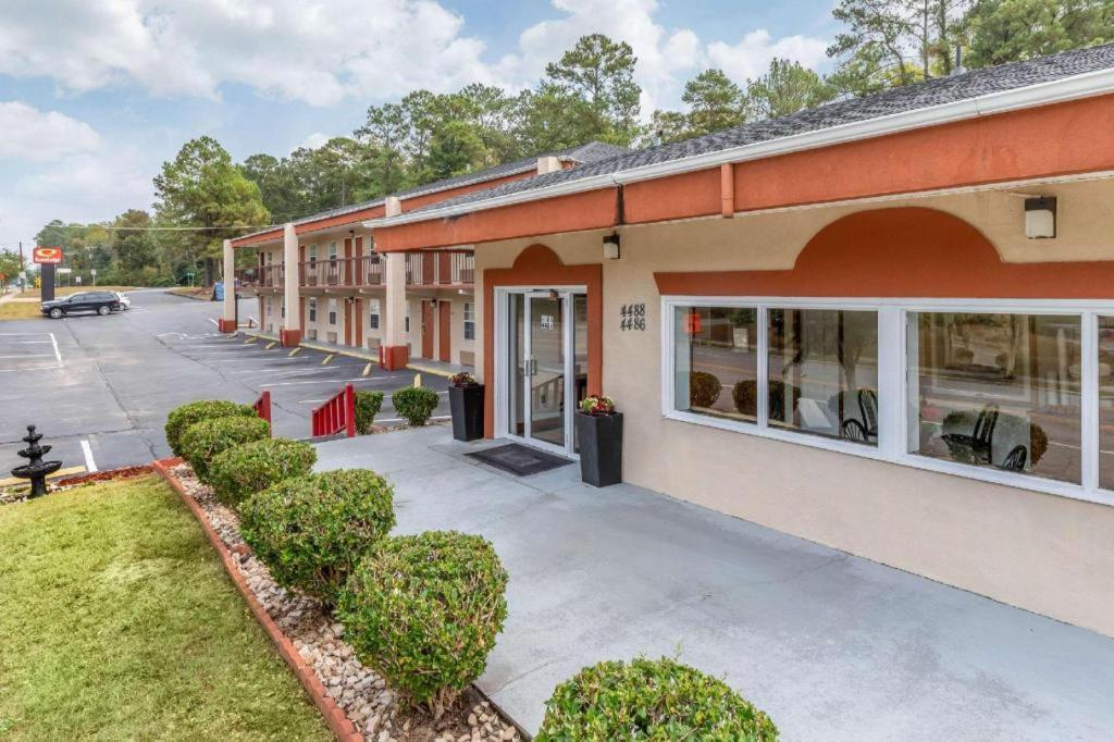 Hotel Econo Jackson Columbia