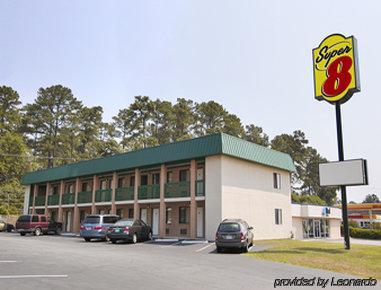 Super 8 By Wyndham Columbia/ft. Jackson Sc Motel Columbia