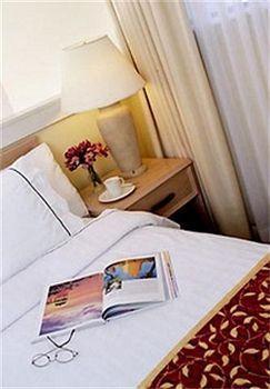 Hotel Cloverleaf - Columbia, Sc 2*