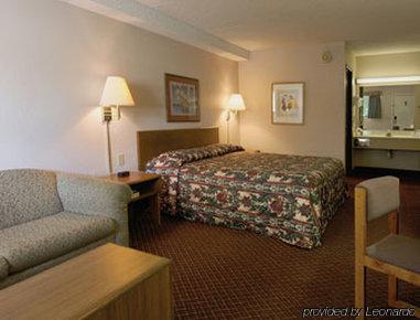 Suburban Northwest 3*