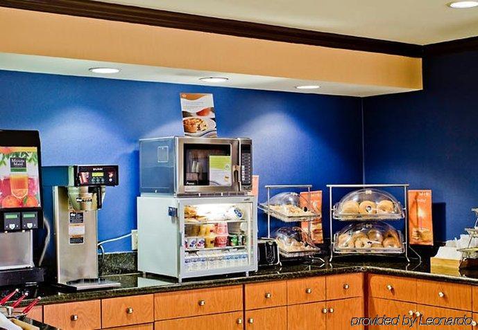 Fairfield By Marriott & Harbison Hotel 3*