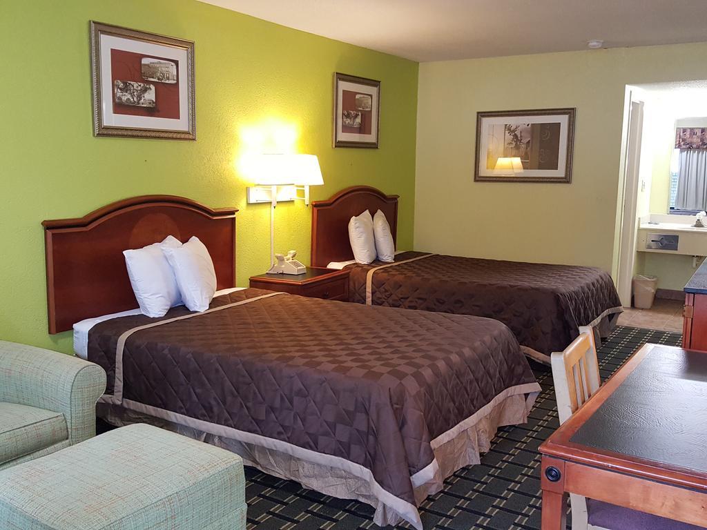 Motel American 2*