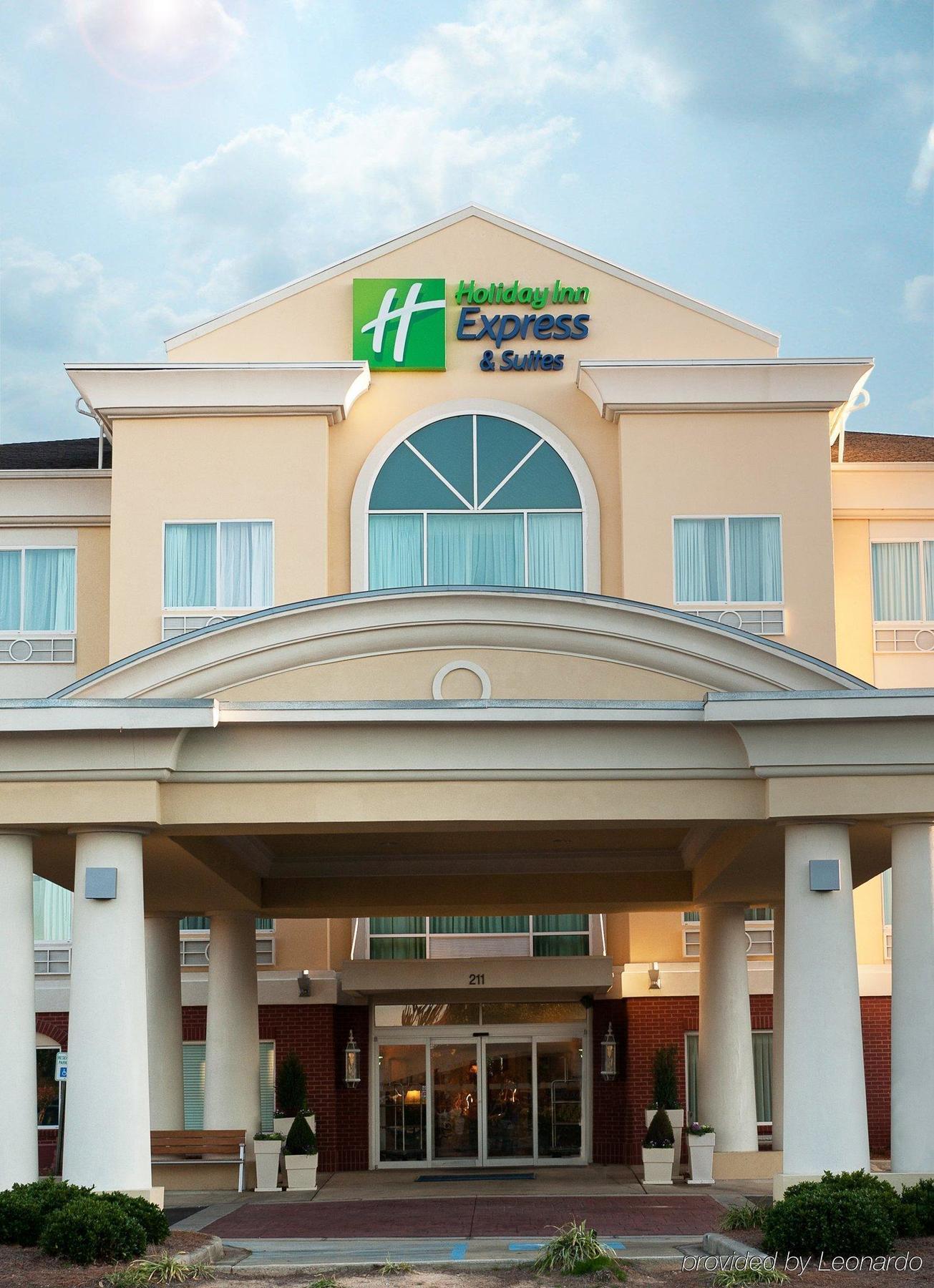 Hotel Express & Columbia-i-26 @ Harbison Blvd By Ihg Columbia