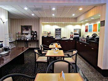 Hotel Comfort & Ftjackson Maingate 3*