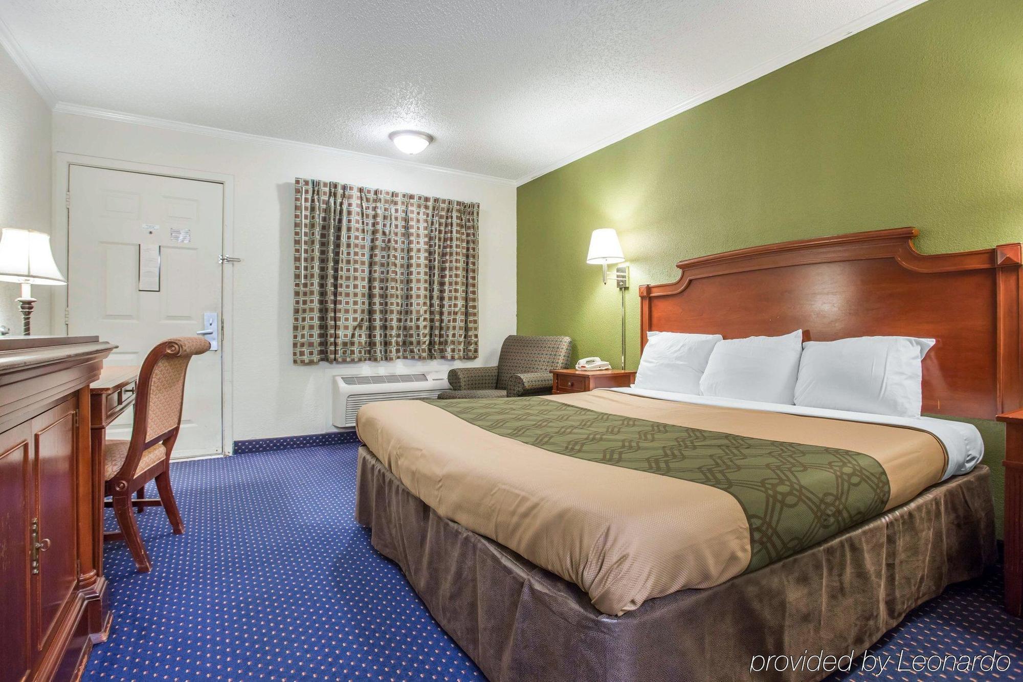 Hotel Rodeway & Jackson Columbia