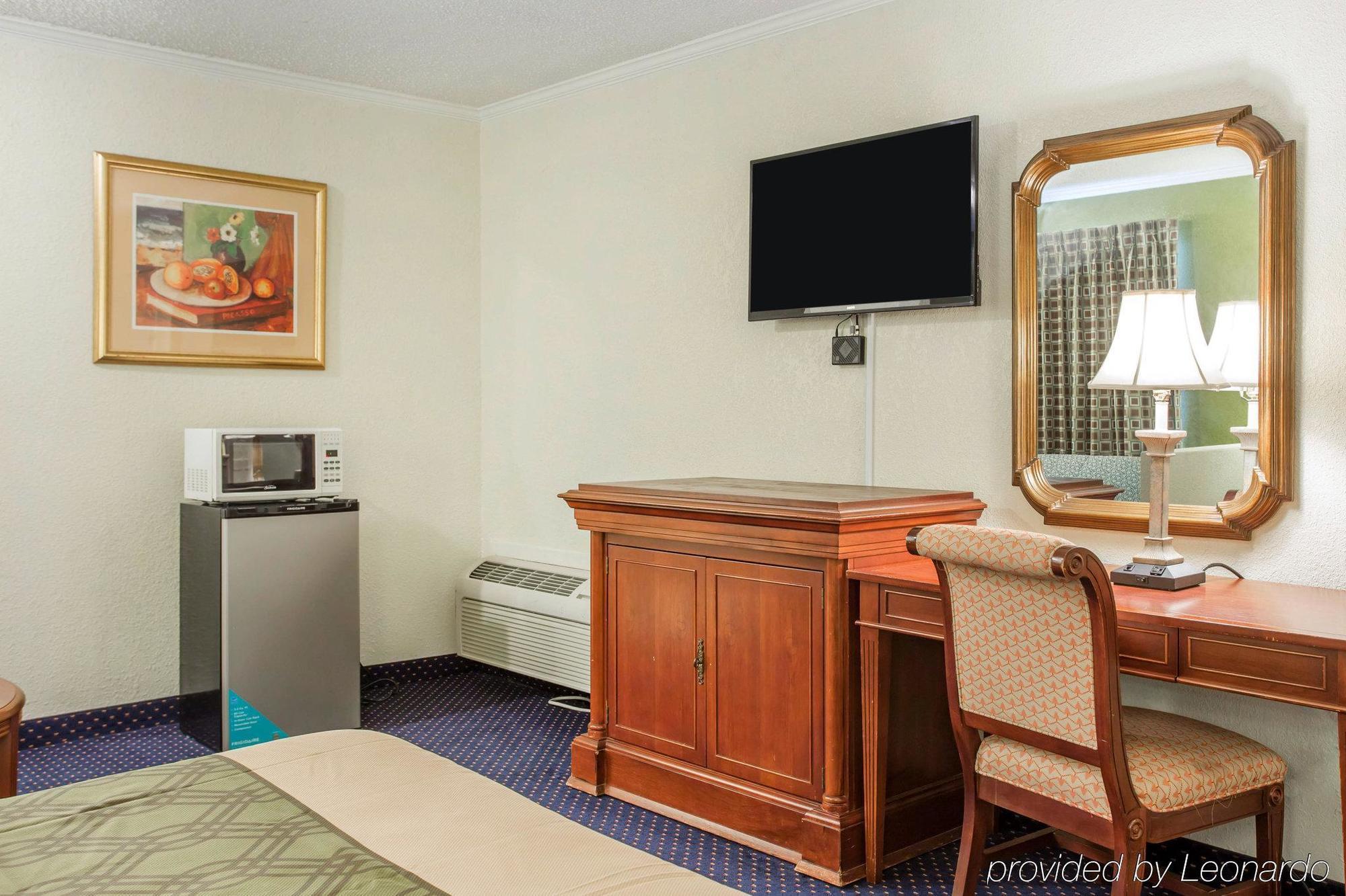 Hotel Rodeway & Jackson 2*