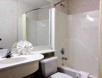Microtel & By Wyndham Motel 3*
