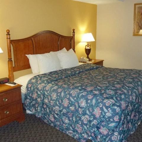 Hotel Days & By Wyndham Se Ft Jackson