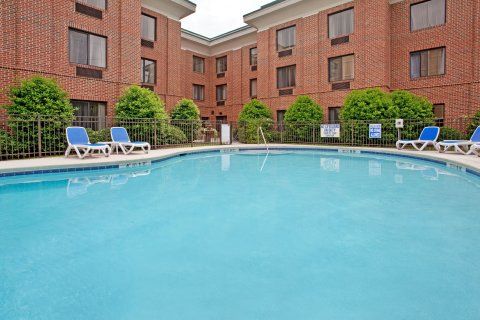 Hotel Express & Columbia-i-20 At Clemson Road By Ihg Columbia