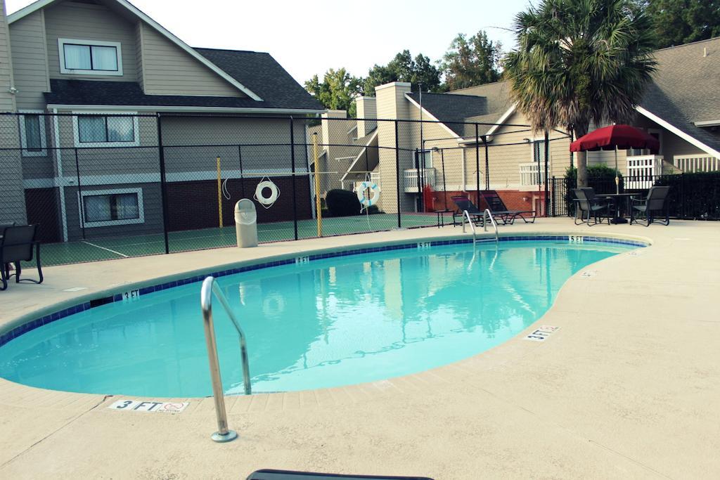 Cloverleaf - Columbia, Sc Hotel